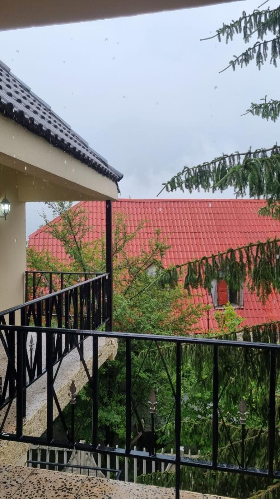 Bujtina Te Grima Hotel Theth Kültér fotó